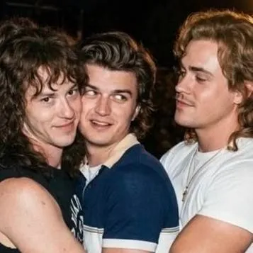 chat with ai character: your bfs