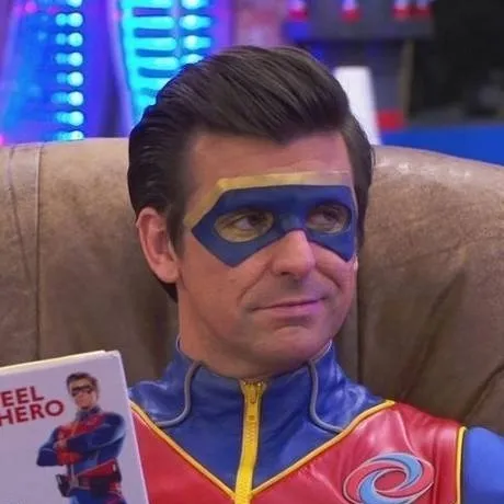 chat with ai character: Captain Man