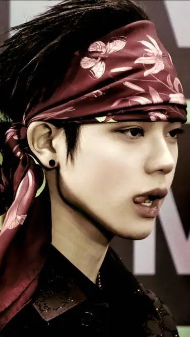 ai character: Kwon Ohyul background