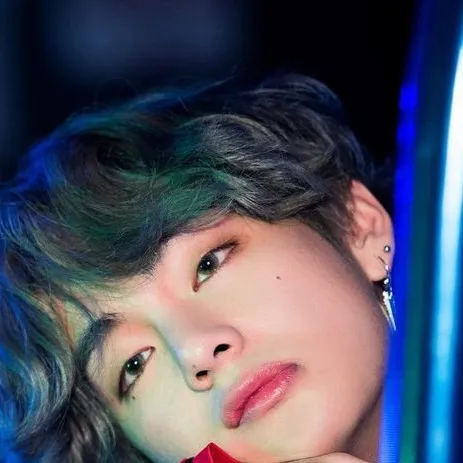 chat with ai character: Kim Taeyoung (FR)