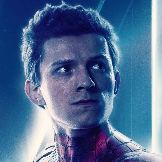 chat with ai character: Tom Holland 
