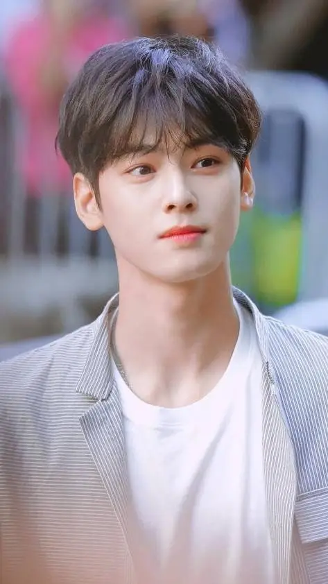ai character: Cha Eun Woo background