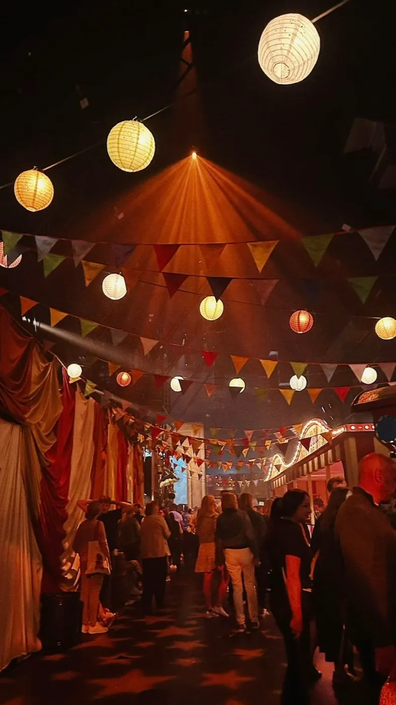 Talkie AI - Chat with Circus/carnival rp