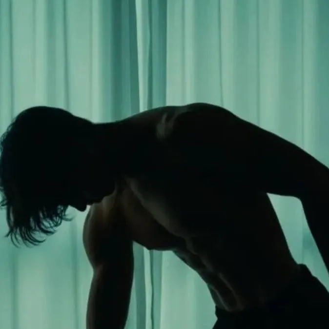 chat with ai character: Aiden