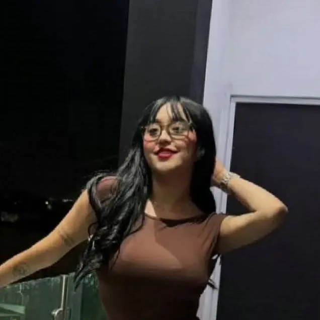 chat with ai character: Nicole banda💓