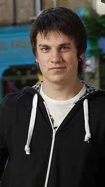 Talkie AI - Chat with STEVEN BEALE SARAH