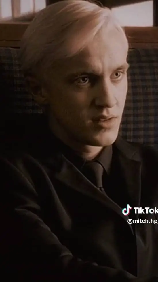 Talkie AI - Chat with Draco Malfoy 