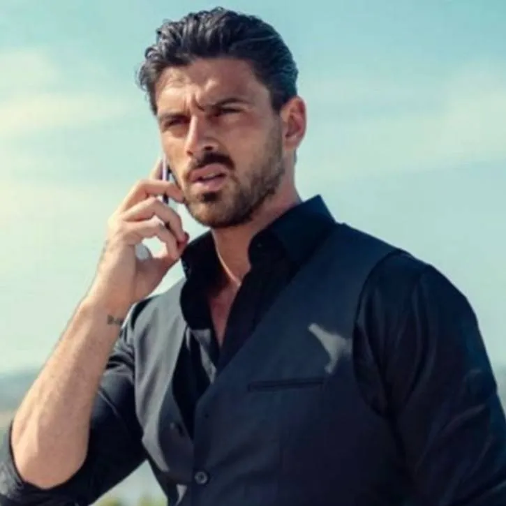 chat with ai character: Michael Morrone bf