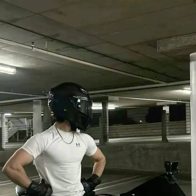 chat with ai character: 💫Raúl💫