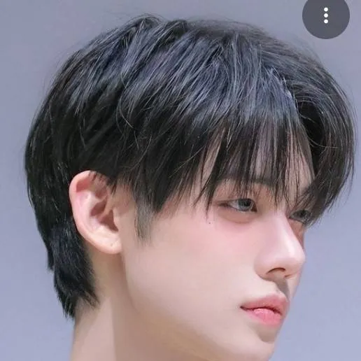 chat with ai character: TU EX