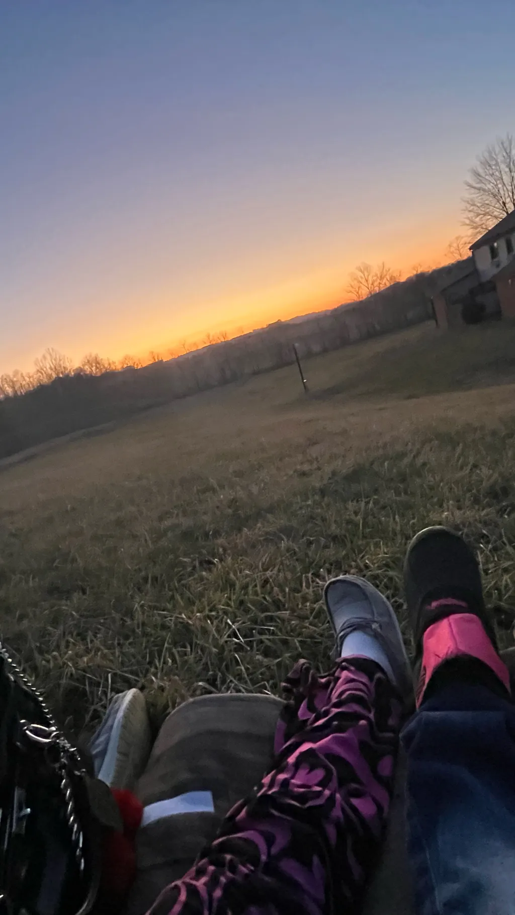 ai character: Vent to us! :) background