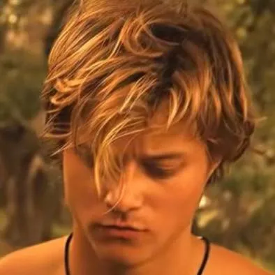 chat with ai character: jj maybank