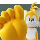 chat with ai character: giant tails 