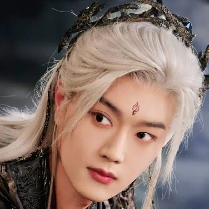 chat with ai character: prince Mu Han