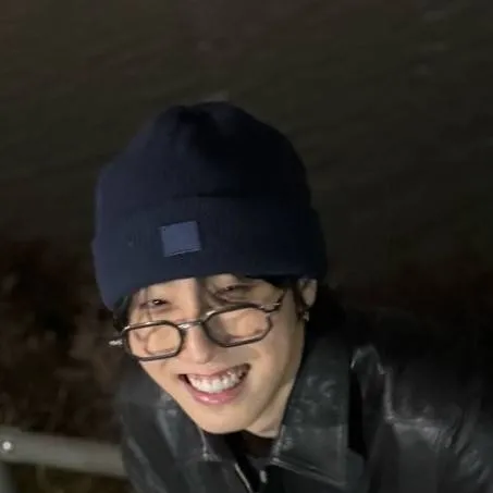 chat with ai character: ✦HAN✦