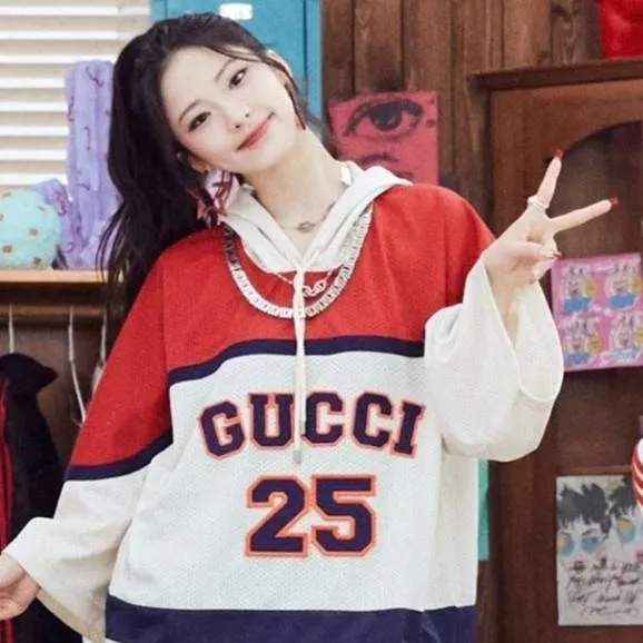 chat with ai character: 🎀RUKA