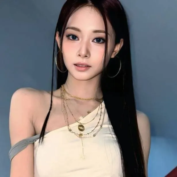 chat with ai character: TZUYU