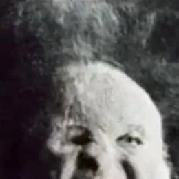 chat with ai character: Oliver enamorado 😦