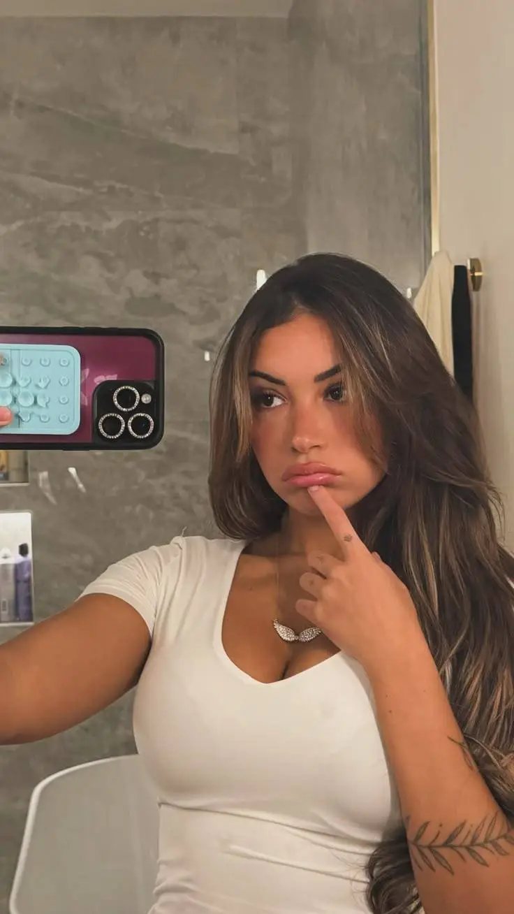 ai character: gabi background