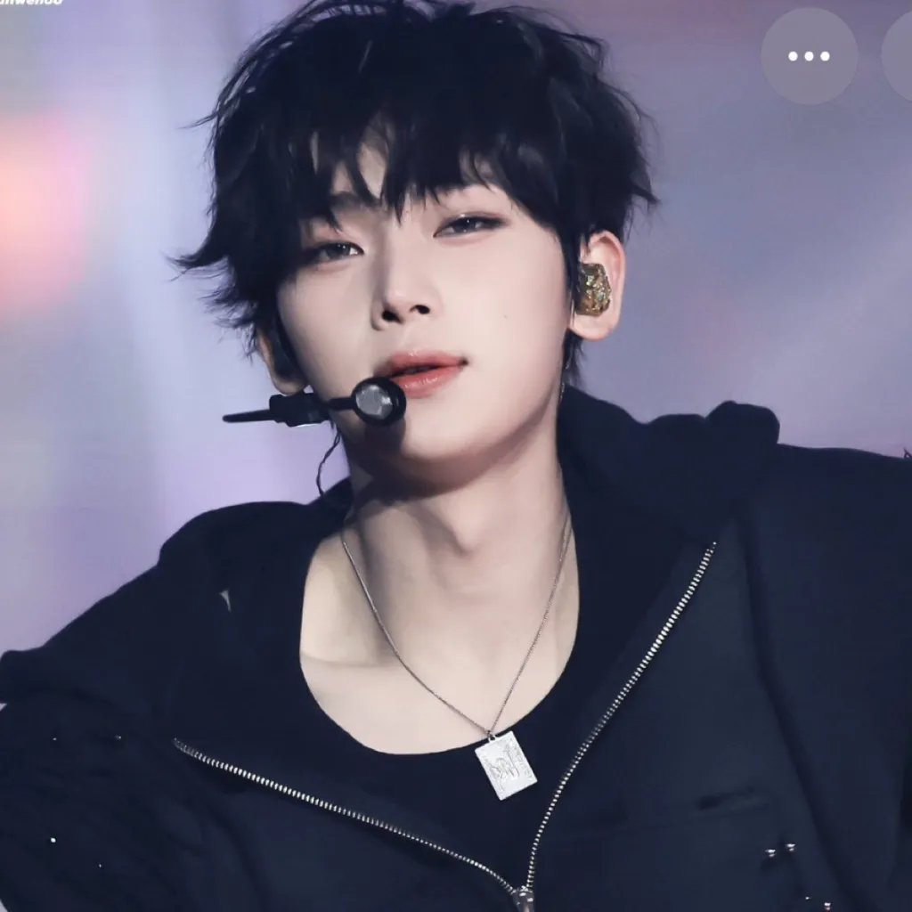 chat with ai character: Sunoo 🤭🥰