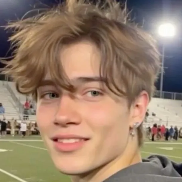 chat with ai character: Cody