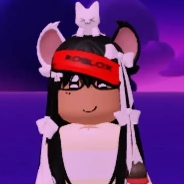 chat with ai character: mizzi rat