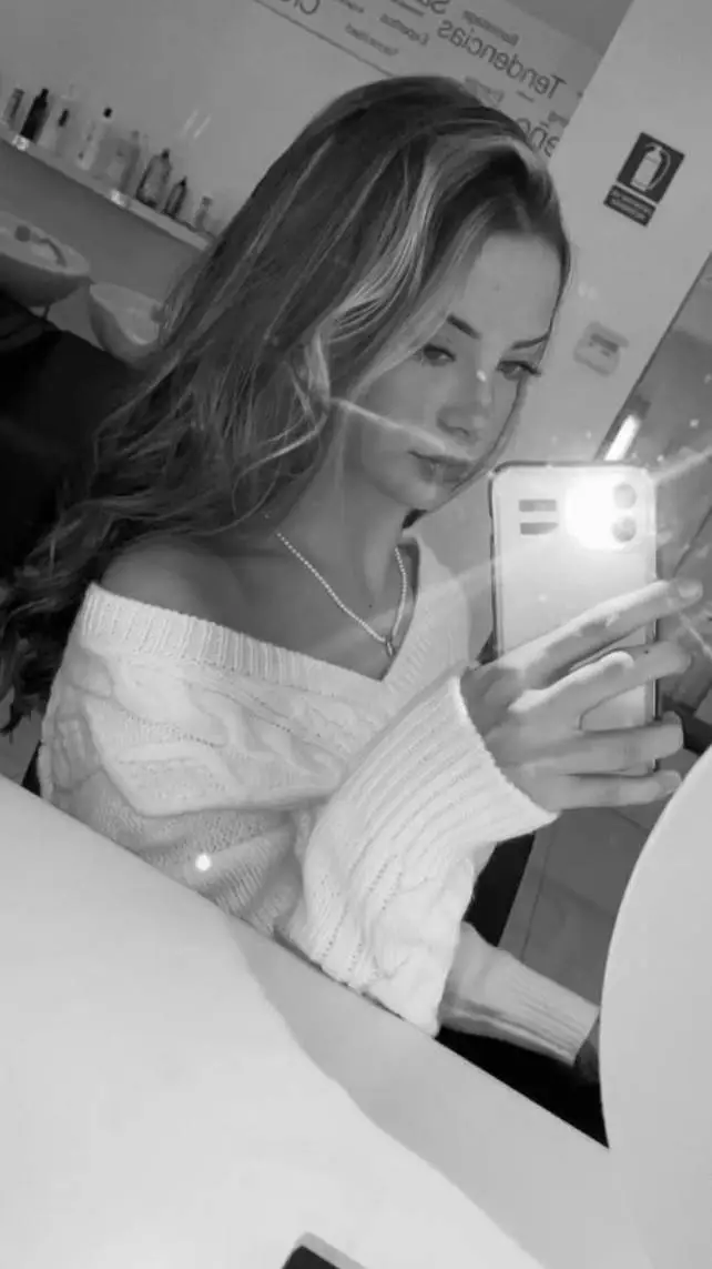 ai character: marta background