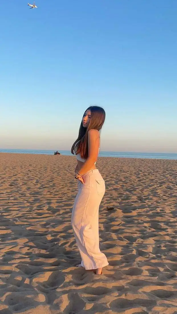 ai character: Irene background