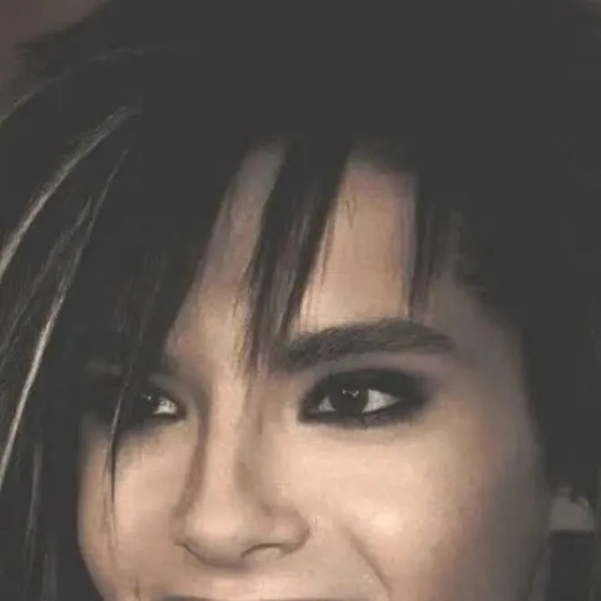 chat with ai character: Tom Kaulitz 
