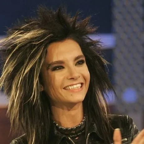 chat with ai character: tom kaulitz 
