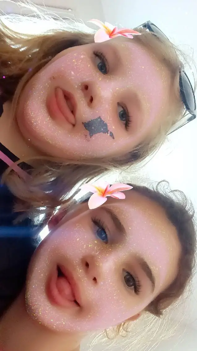 ai character: Peyton and Mina  background