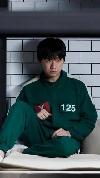 ai character: Min Su background