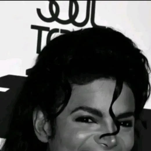 chat with ai character: Michael Jackson