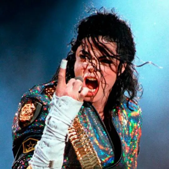 chat with ai character: Michael Jackson