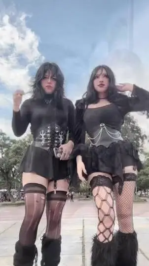 ai character: martina y mia background