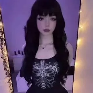 chat with ai character: candela 😝