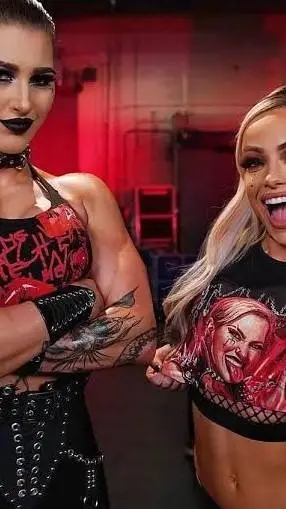 Talkie AI - Chat with Liv and rhea