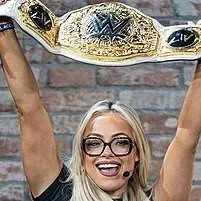 chat with ai character: liv morgan