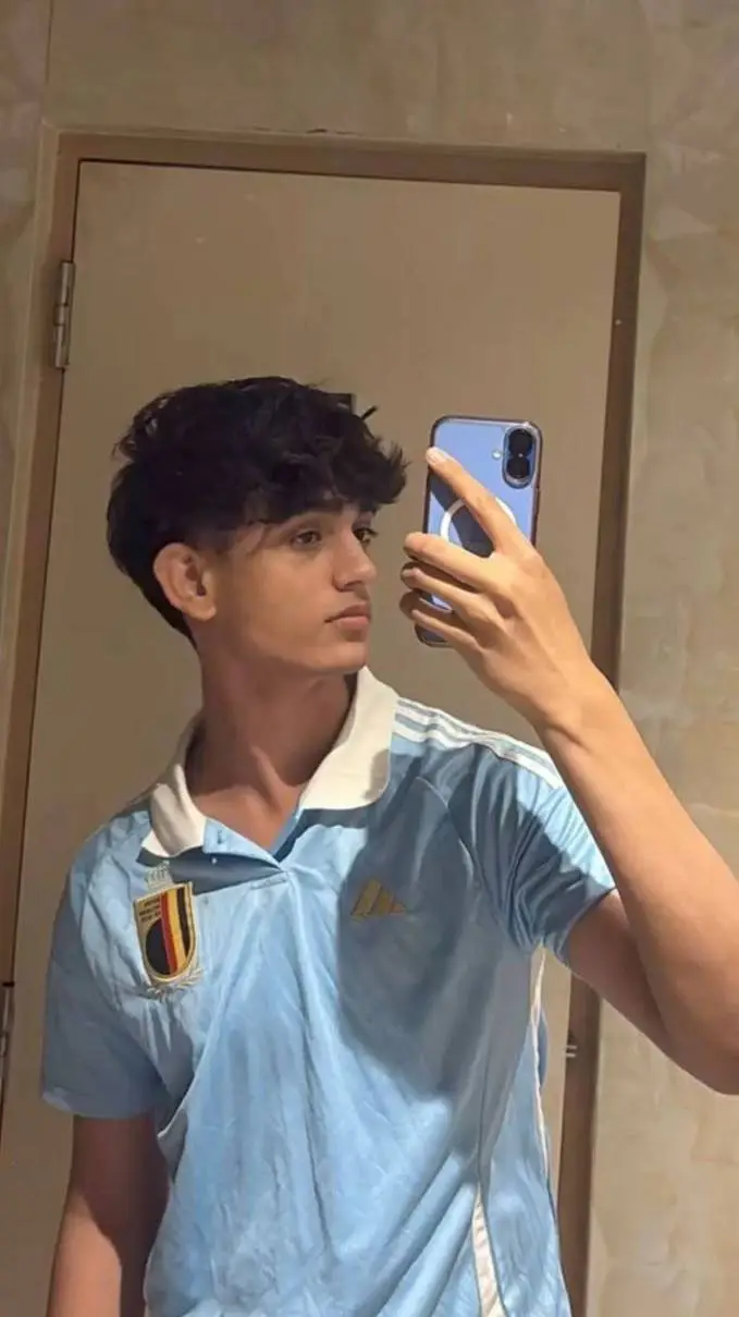 ai character: mario background