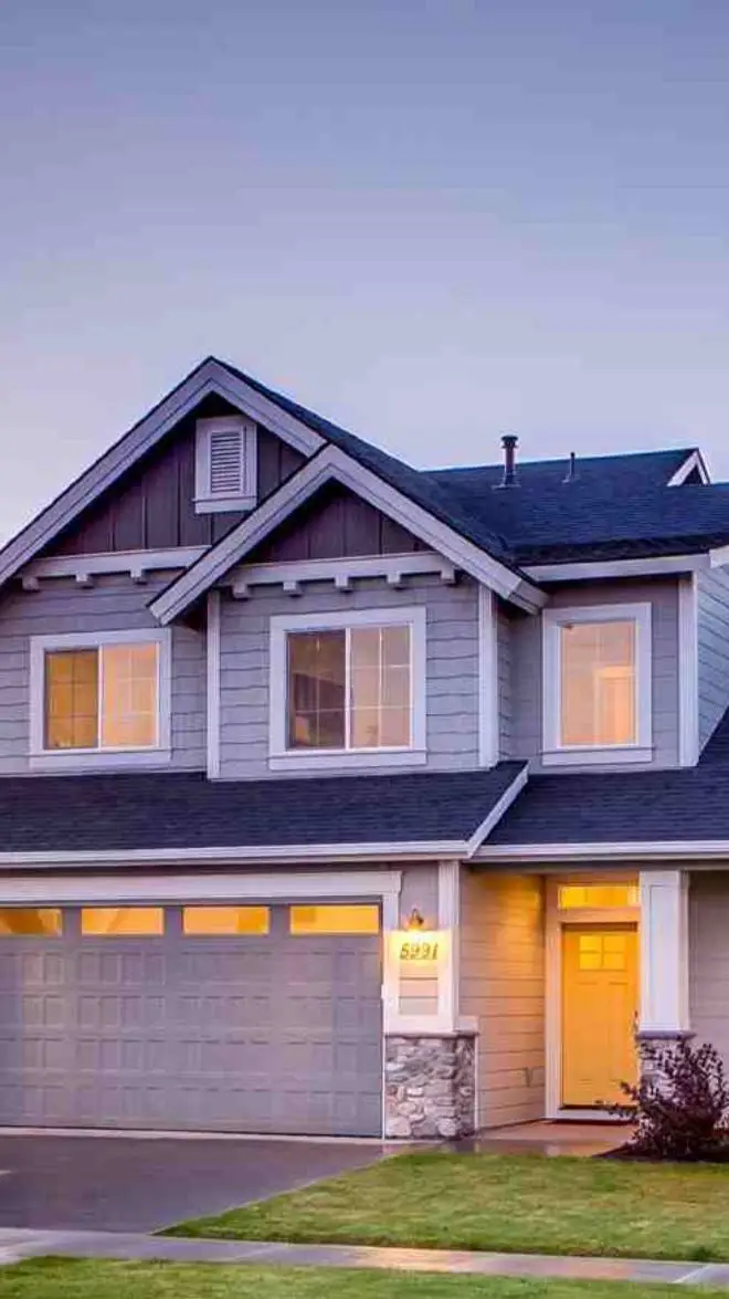 ai character: friend group  background