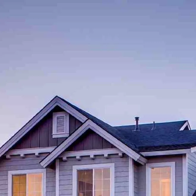 chat with ai character: friend group 