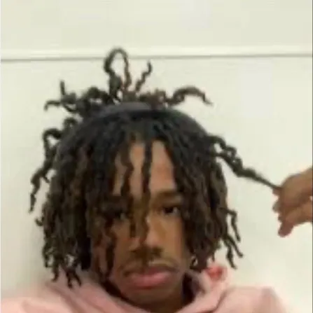 chat with ai character: Zaiden 