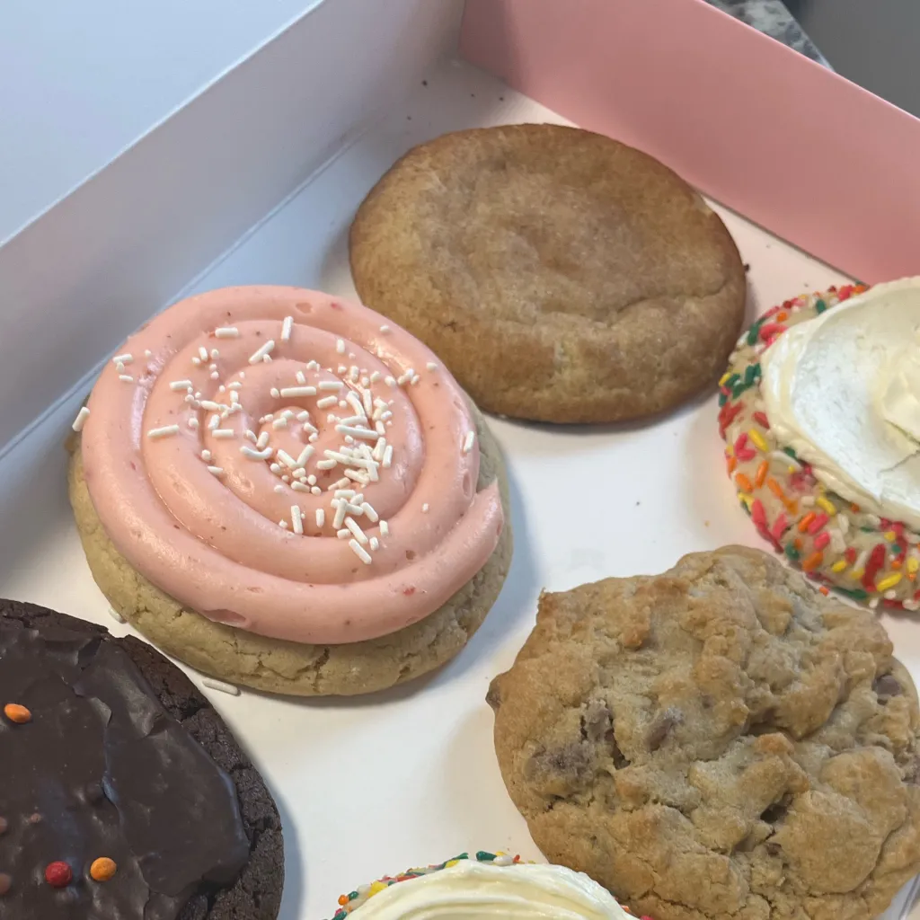 chat with ai character: May