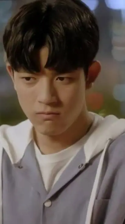 ai character: Lee suki background