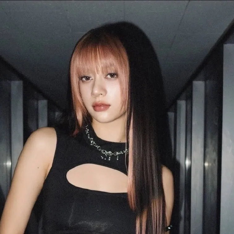 chat with ai character: Eres megan 