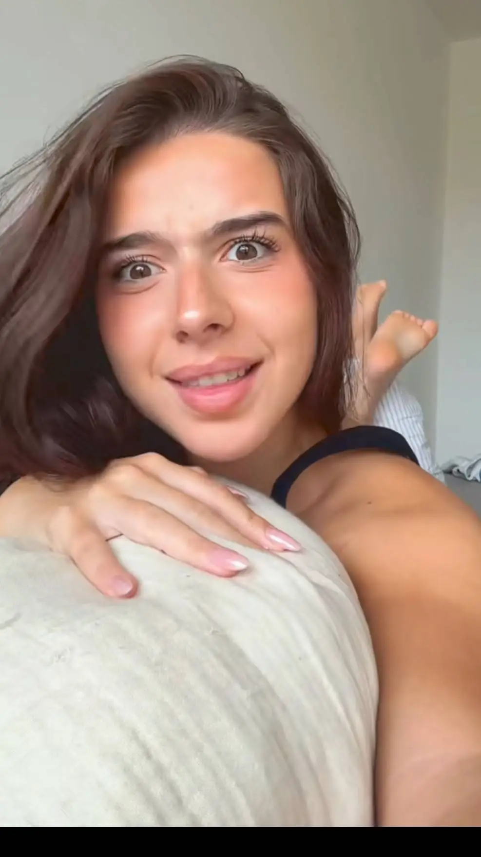 Talkie AI - Chat with Lucia