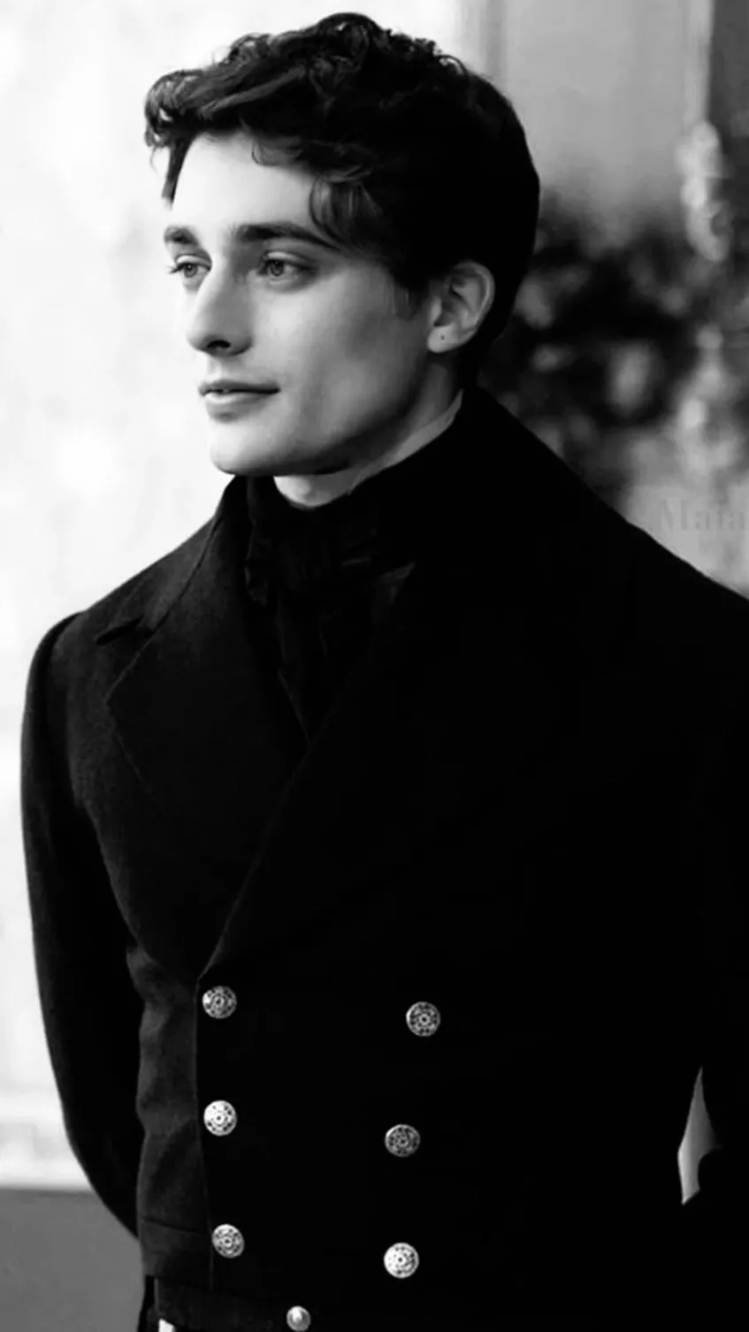 ai character: Matteo Fernandi background