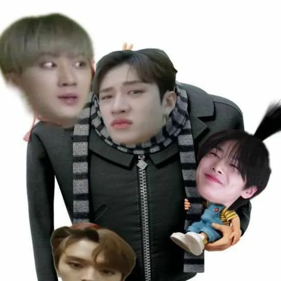 chat with ai character: Skz school