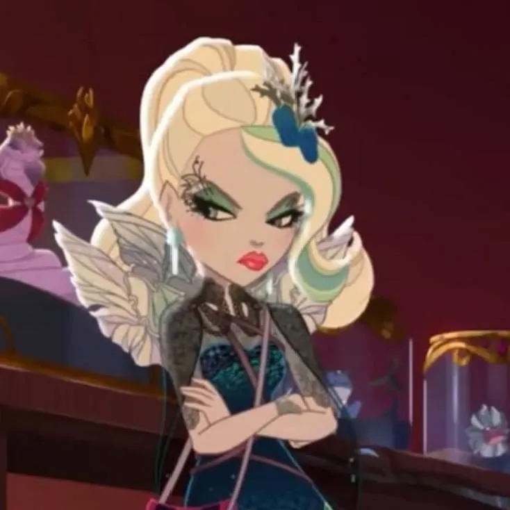 chat with ai character: Faybelle Thorn 