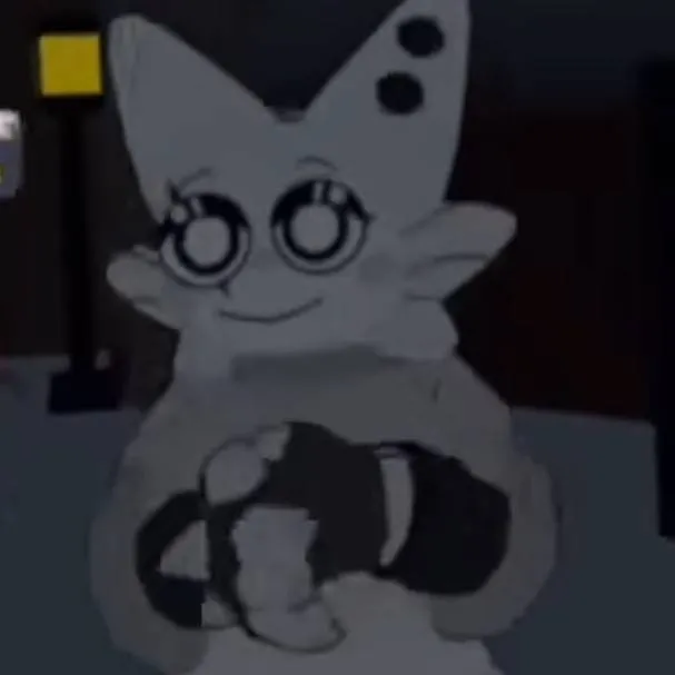 chat with ai character: White Cat yandere
